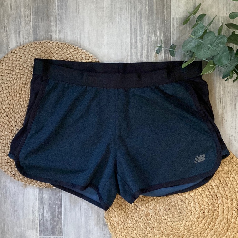 🤎3 for $20!🤎 New Balance Women’s Shorts Black/Grey Size Medium